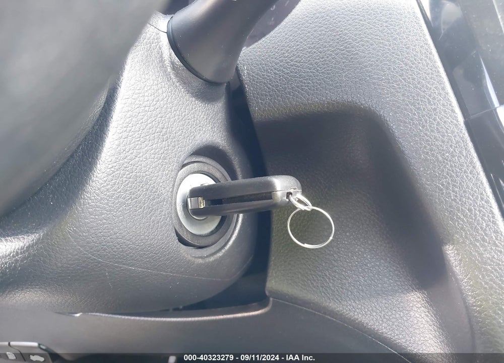 2017 NISSAN ROGUE S VIN: KNMAT2MTXHP562034