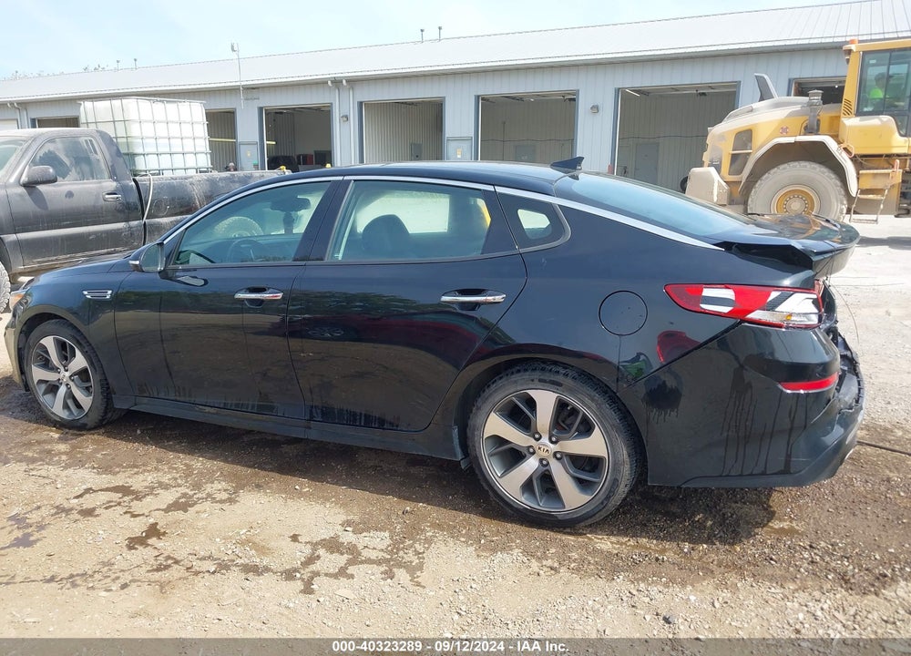 2019 KIA OPTIMA S VIN: 5XXGT4L3XKG364494
