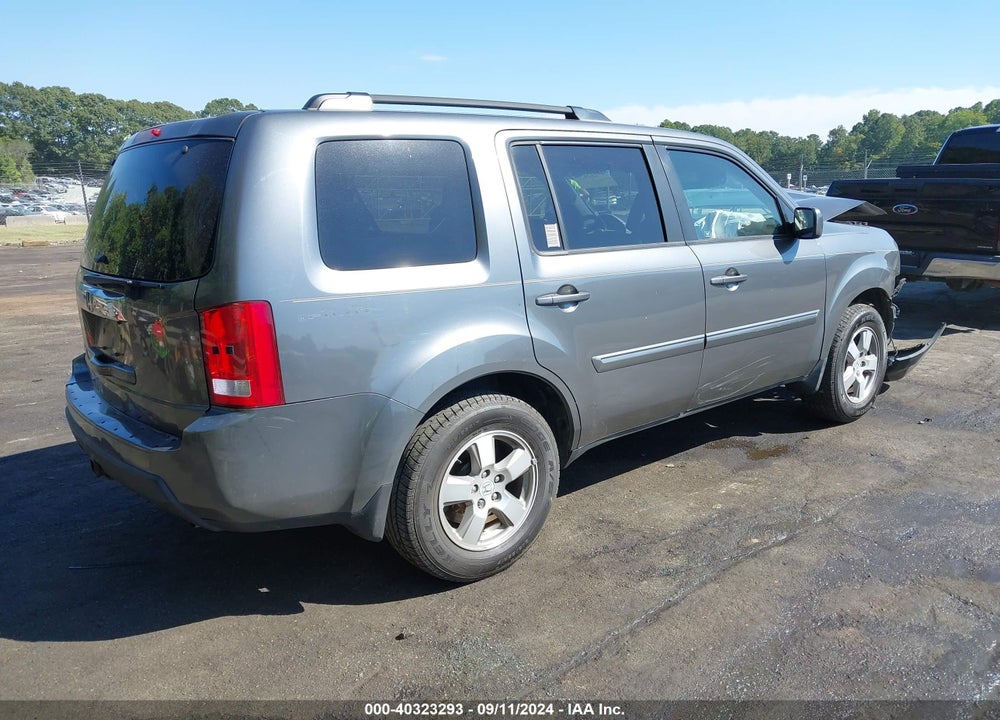 2011 HONDA PILOT EX-L VIN: 5FNYF3H55BB029324