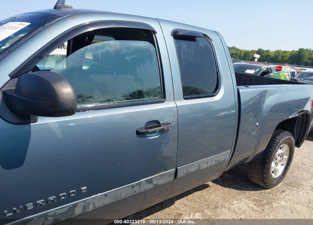 2007 CHEVROLET SILVERADO 1500 LT2 VIN: 2GCEK19J571679490