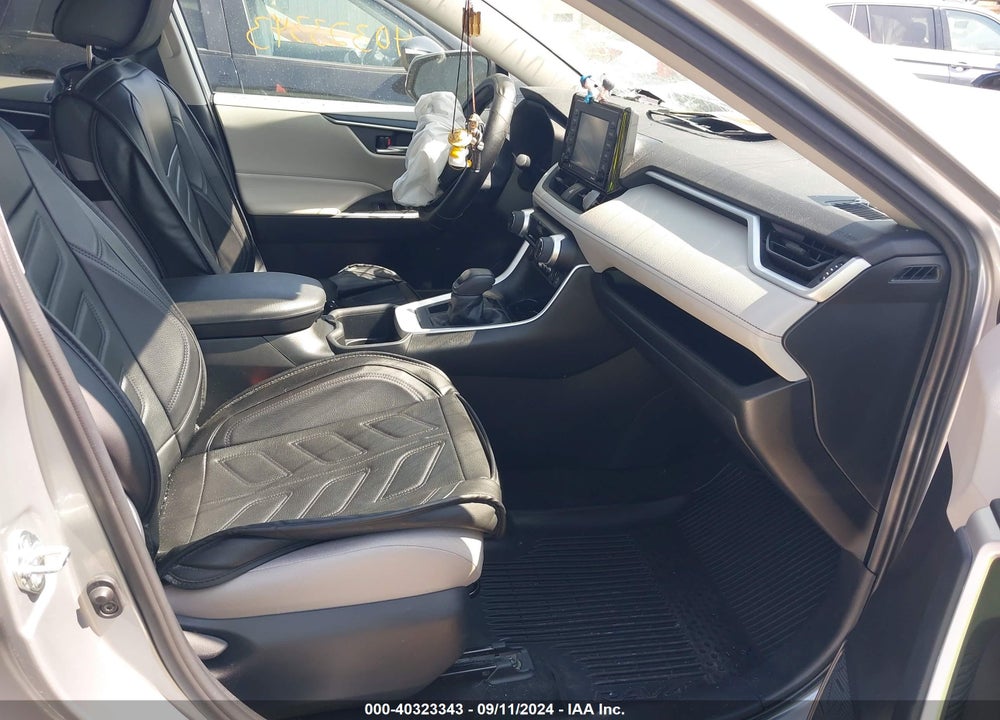 2022 TOYOTA RAV4 XLE VIN: 2T3P1RFV4NW252548