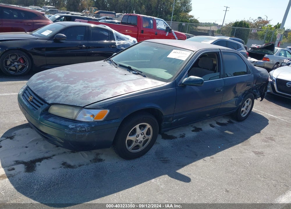 1997 TOYOTA CAMRY LE VIN: JT2BG22K4V0081213