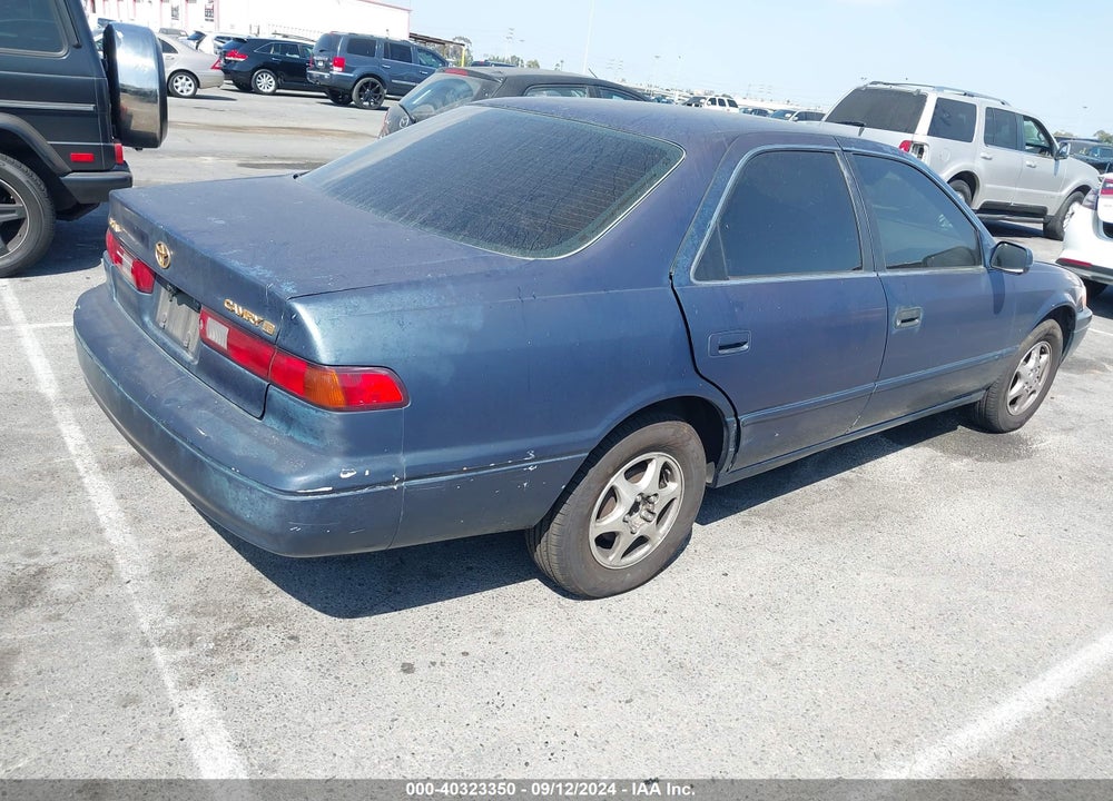 1997 TOYOTA CAMRY LE VIN: JT2BG22K4V0081213