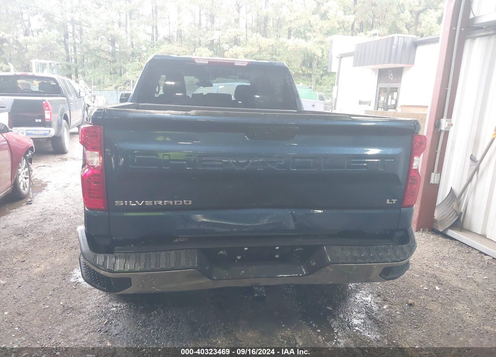 2022 CHEVROLET SILVERADO 1500 4WD STANDARD BED LT VIN: 1GCUDDEDXNZ621158