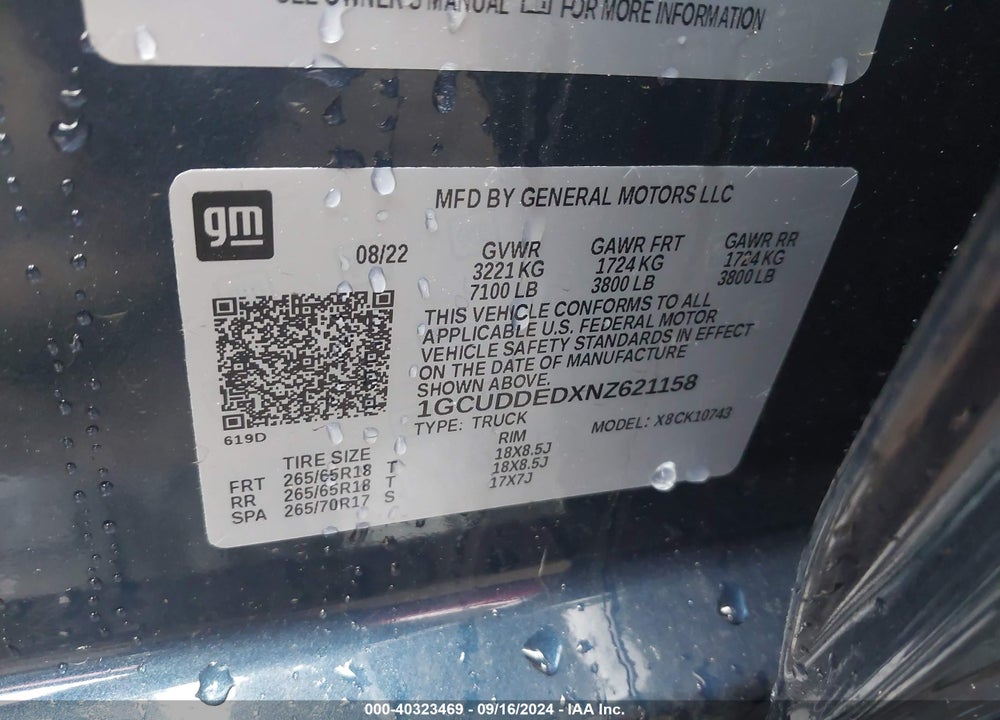 2022 CHEVROLET SILVERADO 1500 4WD STANDARD BED LT VIN: 1GCUDDEDXNZ621158
