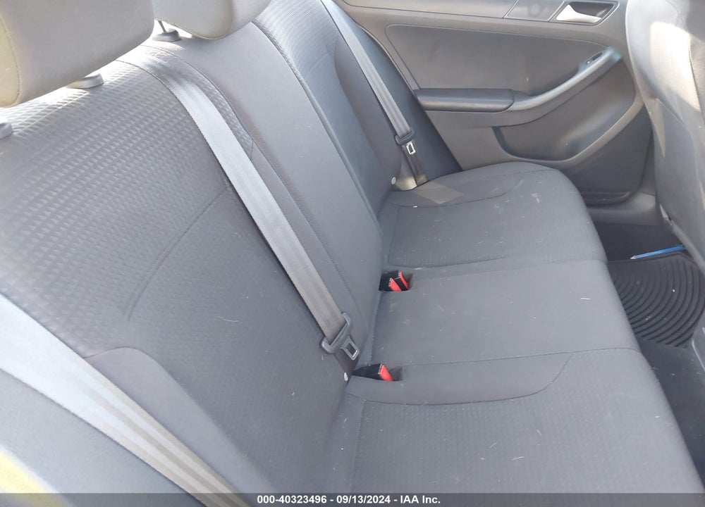 2015 VOLKSWAGEN JETTA 2.0L S VIN: 3VW2K7AJ0FM347852