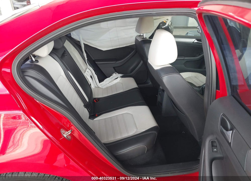 2016 VOLKSWAGEN JETTA 1.8T SPORT VIN: 3VWD17AJ2GM403464