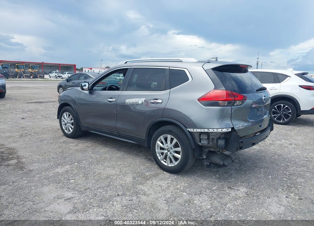 2017 NISSAN ROGUE SV VIN: 5N1AT2MT3HC819604