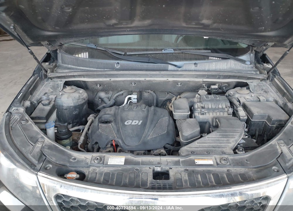 2013 KIA SORENTO LX VIN: 5XYKT4A66DG323737