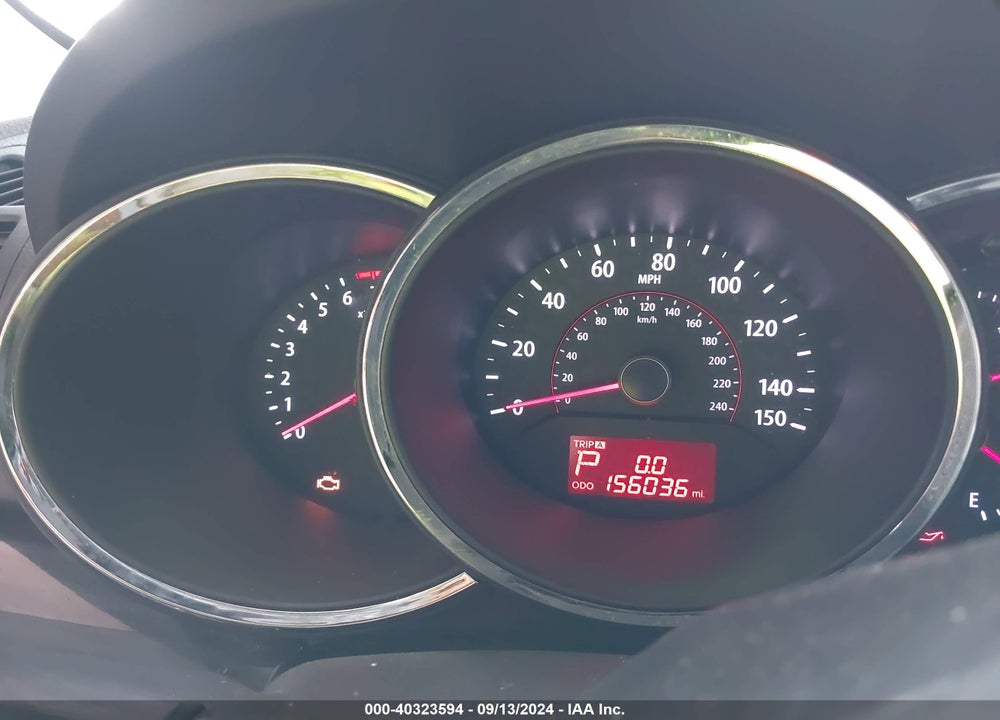2013 KIA SORENTO LX VIN: 5XYKT4A66DG323737