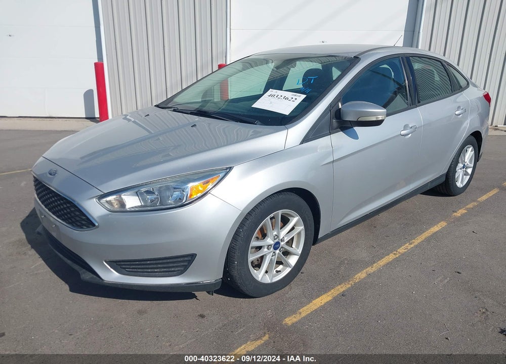 2015 FORD FOCUS SE VIN: 1FADP3F20FL204088