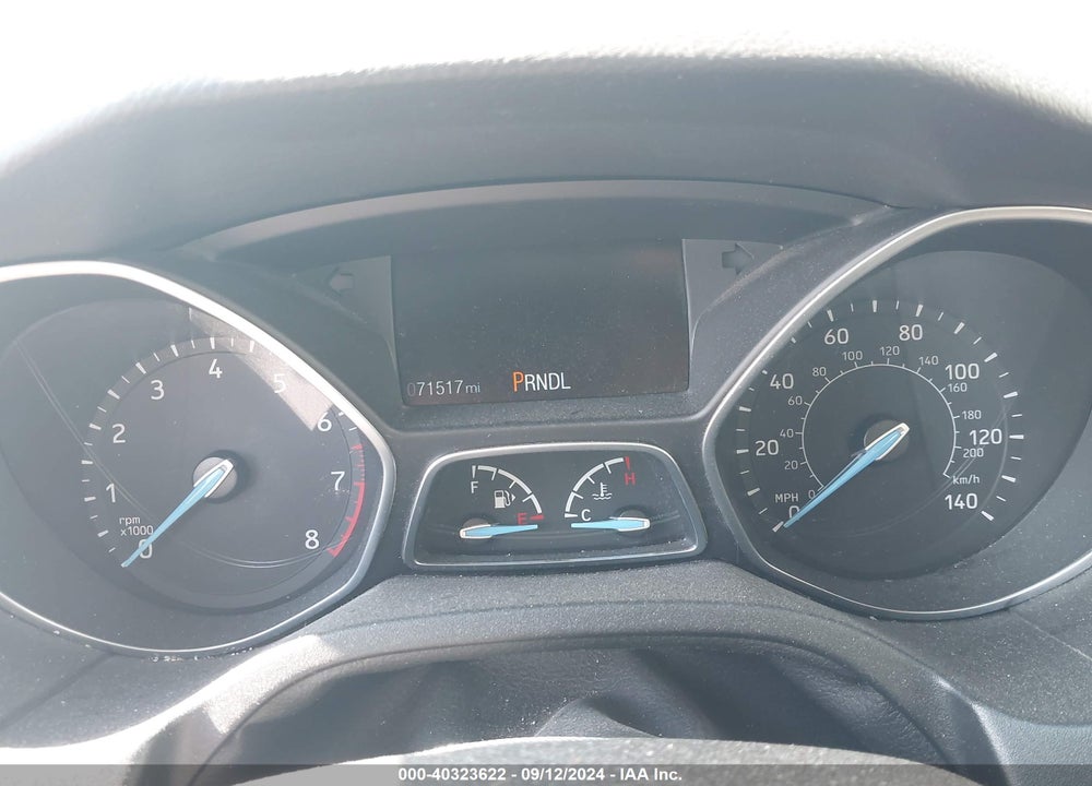 2015 FORD FOCUS SE VIN: 1FADP3F20FL204088