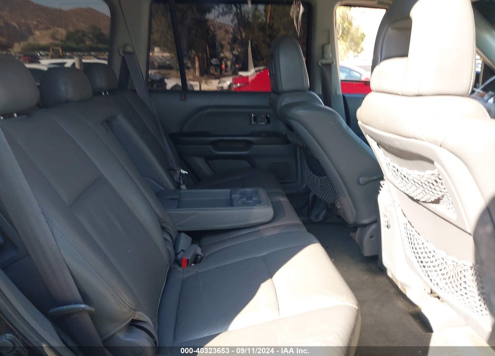2005 HONDA PILOT EX-L VIN: 2HKYF18525H544761