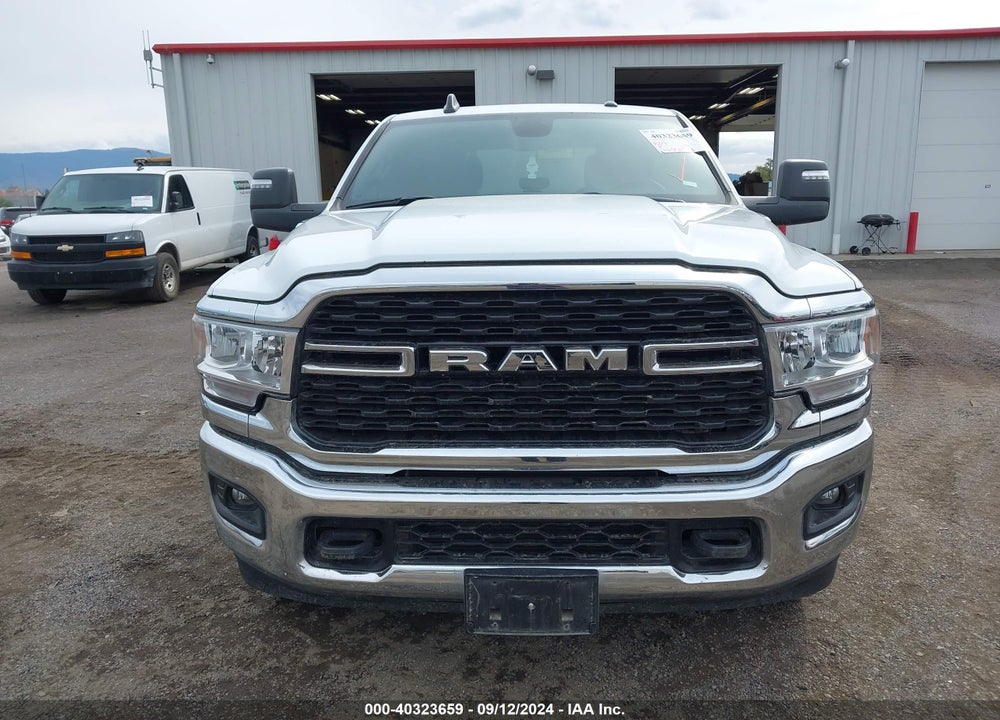 2023 RAM 2500 BIG HORN 4X4 8' BOX VIN: 3C6UR5JL9PG654151
