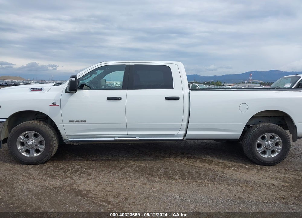 2023 RAM 2500 BIG HORN 4X4 8' BOX VIN: 3C6UR5JL9PG654151