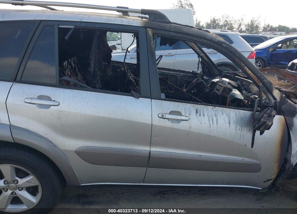 2004 TOYOTA RAV4 VIN: JTEGD20V540041901