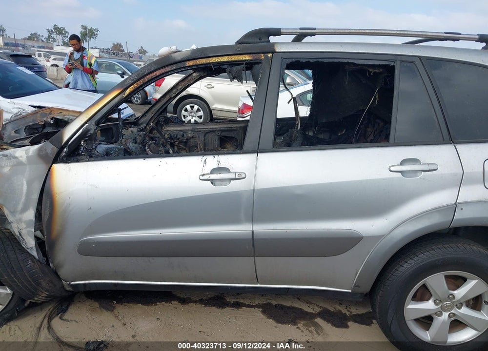 2004 TOYOTA RAV4 VIN: JTEGD20V540041901