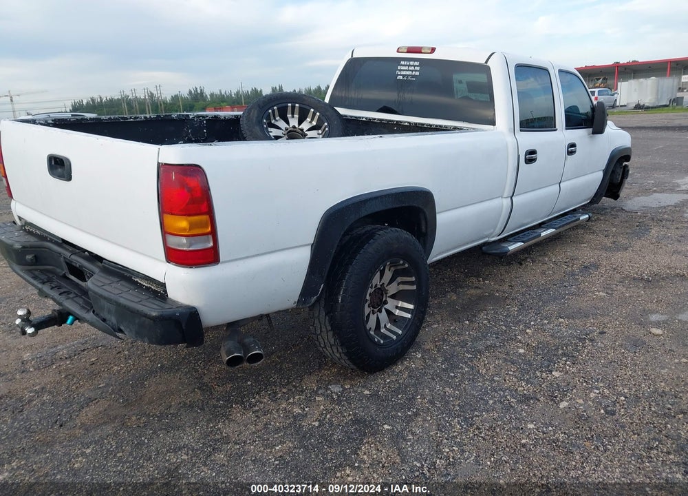 2001 CHEVROLET SILVERADO 2500HD VIN: 1GCHC23U21F122653