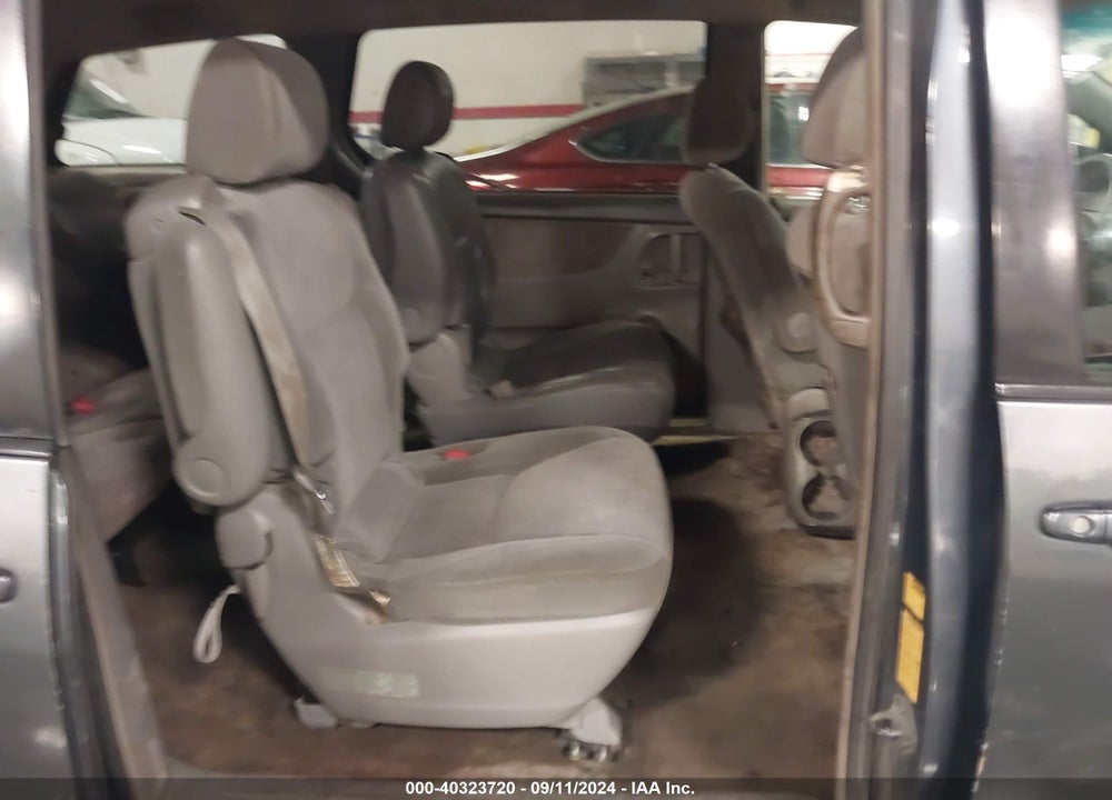 2008 TOYOTA SIENNA VIN: 5TDZK23C18S153868