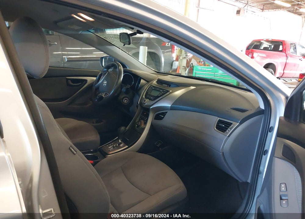 2013 HYUNDAI ELANTRA GLS VIN: 5NPDH4AE8DH212858