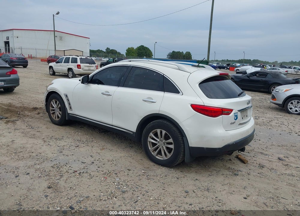 2009 INFINITI FX35 VIN: JNRAS18U29M101347