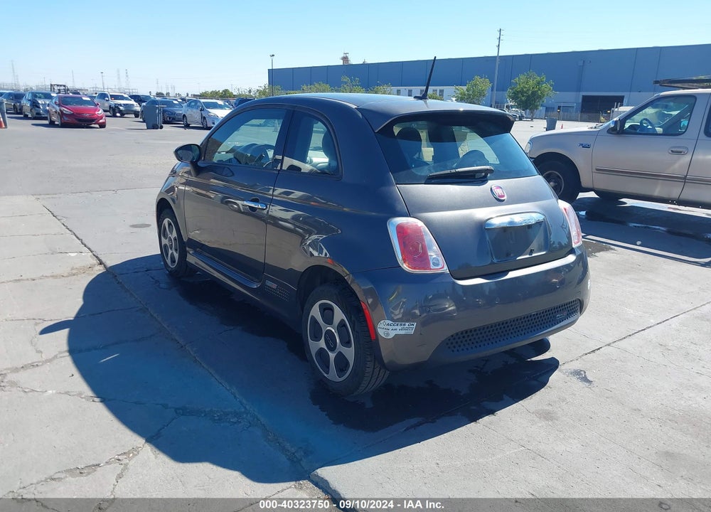 2015 FIAT 500E BATTERY ELECTRIC VIN: 3C3CFFGE5FT681627