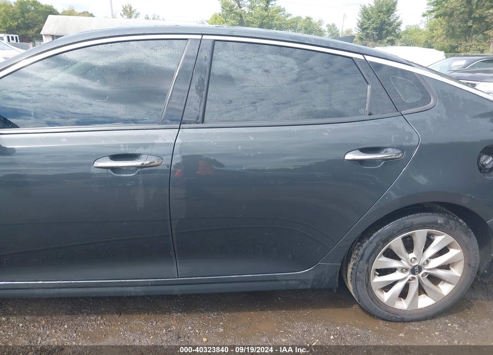 2016 KIA OPTIMA EX VIN: 5XXGU4L34GG011415