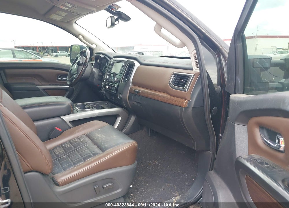 2017 NISSAN TITAN XD PLATINUM RESERVE DIESEL VIN: 1N6BA1F43HN559611