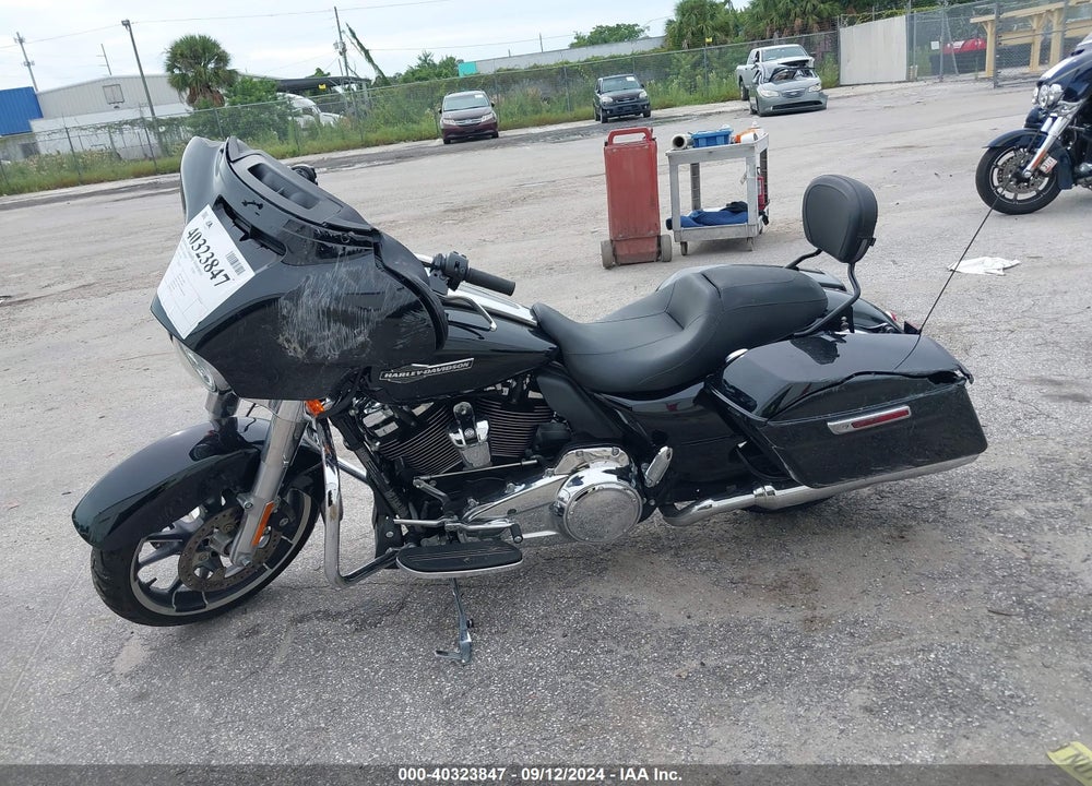 2023 HARLEY-DAVIDSON FLHX VIN: 1HD1KBC11PB630671