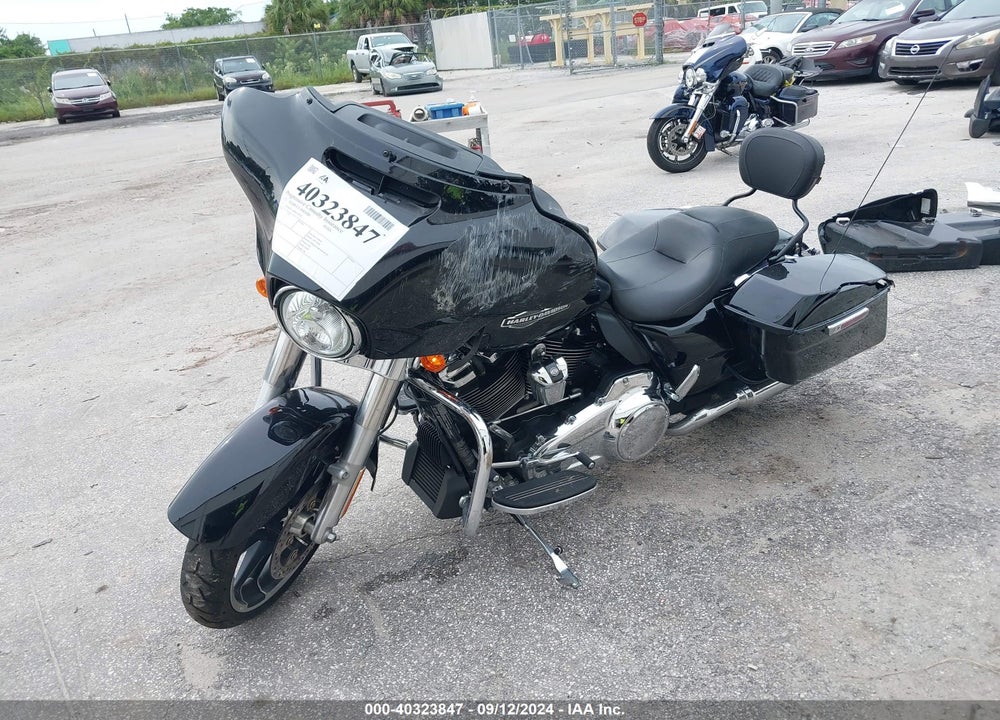 2023 HARLEY-DAVIDSON FLHX VIN: 1HD1KBC11PB630671
