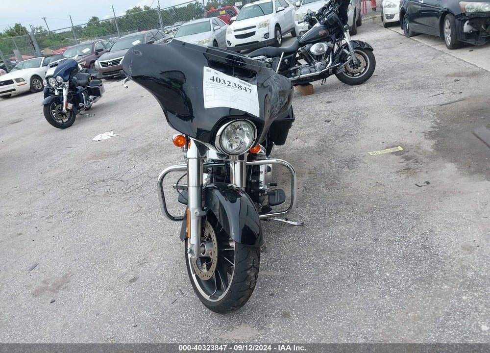 2023 HARLEY-DAVIDSON FLHX VIN: 1HD1KBC11PB630671