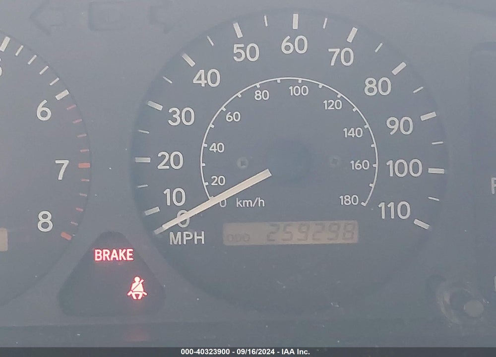 2001 TOYOTA COROLLA LE VIN: 2T1BR12E11C403618
