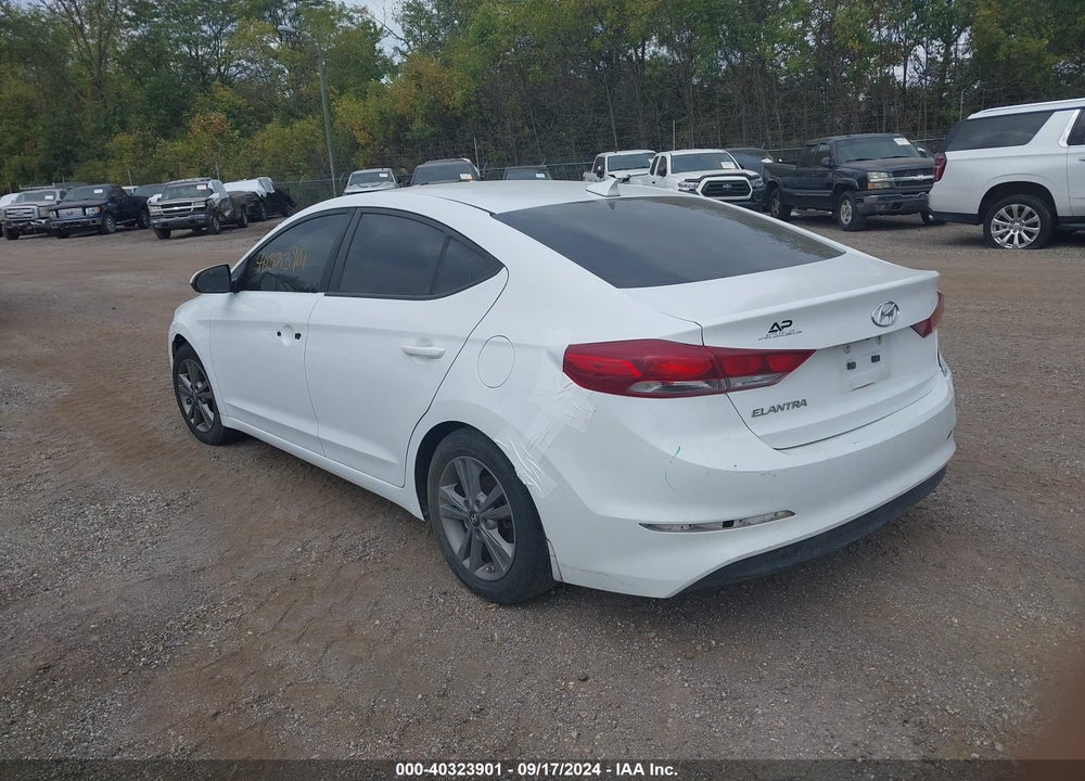 2018 HYUNDAI ELANTRA SEL VIN: 5NPD84LF7JH232892