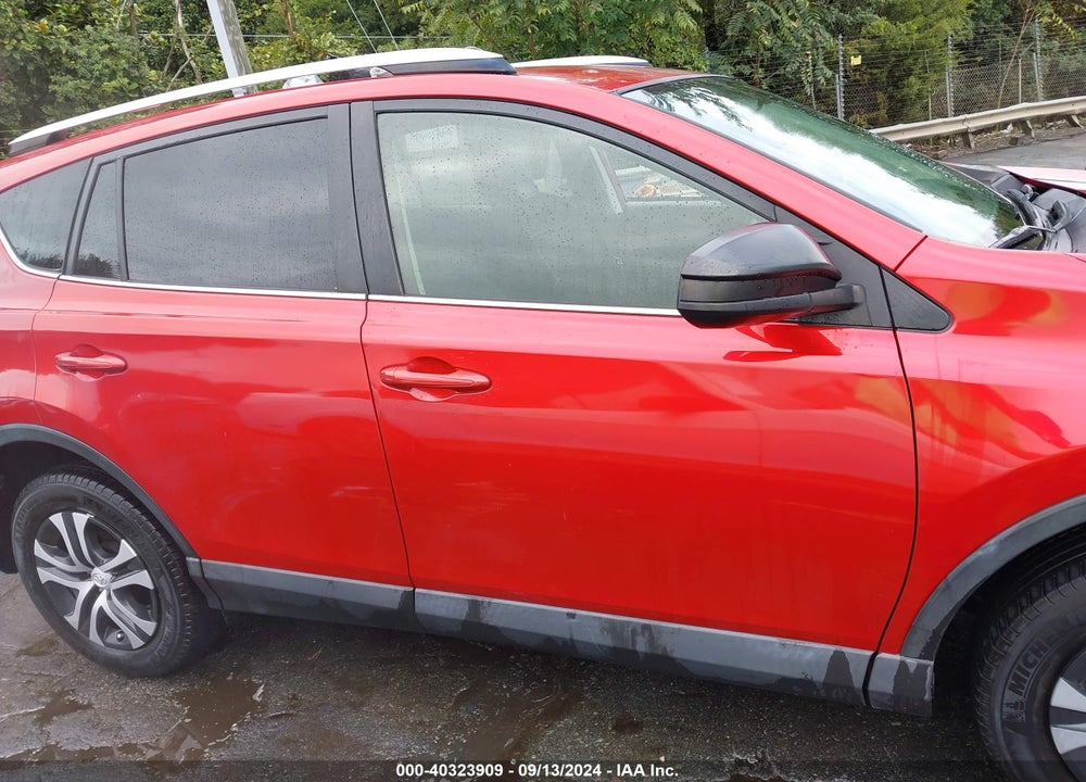 2016 TOYOTA RAV4 LE VIN: JTMZFREV8GJ082546