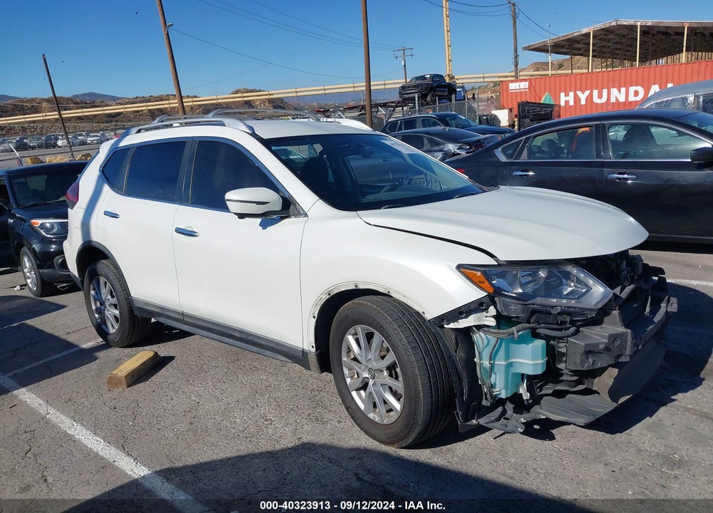 2018 NISSAN ROGUE SV VIN: KNMAT2MV0JP593848