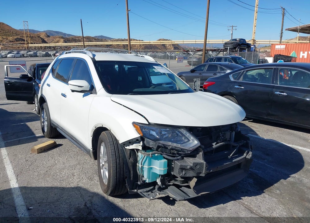 2018 NISSAN ROGUE SV VIN: KNMAT2MV0JP593848
