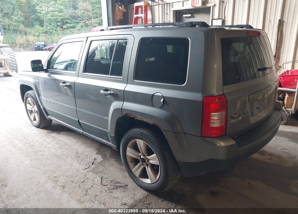 2011 JEEP PATRIOT SPORT VIN: 1J4NF1GB7BD207461