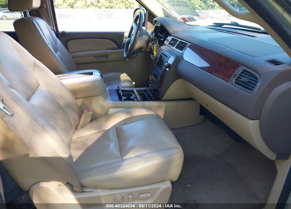 2009 CHEVROLET AVALANCHE 1500 LTZ VIN: 3GNFK320X9G215727