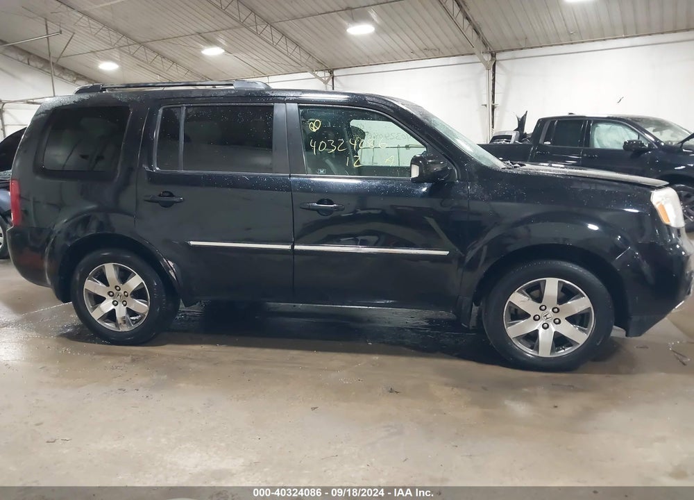 2012 HONDA PILOT TOURING VIN: 5FNYF4H90CB053508