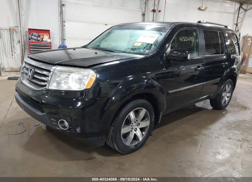 2012 HONDA PILOT TOURING VIN: 5FNYF4H90CB053508