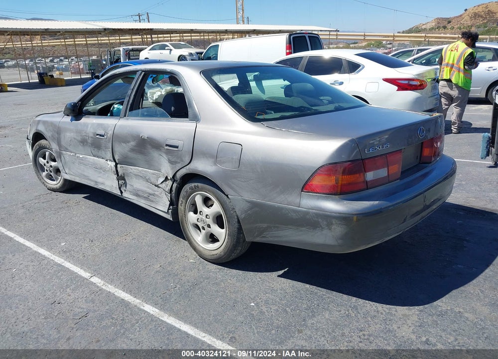 1997 LEXUS ES 300 VIN: JT8BF22G5V5004356