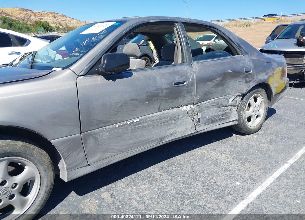 1997 LEXUS ES 300 VIN: JT8BF22G5V5004356