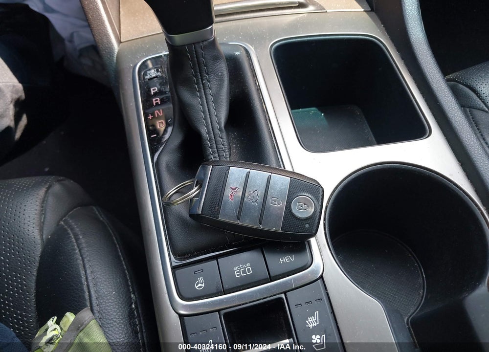 2018 KIA OPTIMA PLUG IN HYBRID EX VIN: KNAGV4LDXJ5021929
