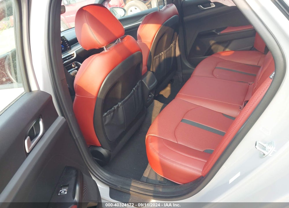 2024 KIA K5 GT LINE VIN: 5XXG64J2XRG238664