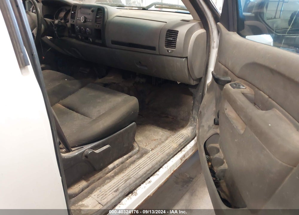 2013 CHEVROLET SILVERADO 1500 WORK TRUCK VIN: 1GCNCPE0XDZ166395
