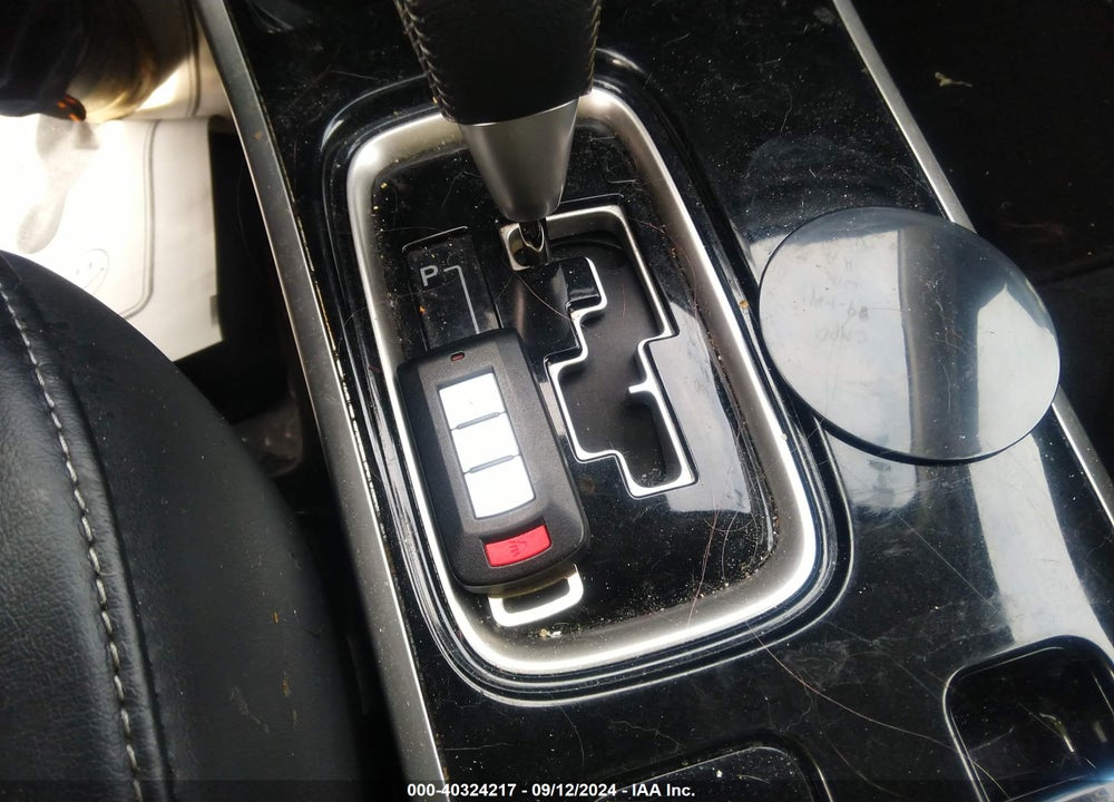 2020 MITSUBISHI OUTLANDER ES 2.4 S-AWC/LE 2.4 S-AWC/SE 2.4 S-AWC/SEL 2.4 S-AWC/SP 2.4 S-AWC VIN: JA4AZ3A38LZ025226