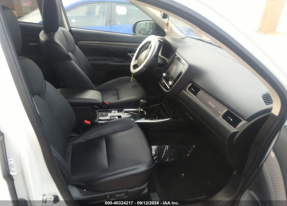2020 MITSUBISHI OUTLANDER ES 2.4 S-AWC/LE 2.4 S-AWC/SE 2.4 S-AWC/SEL 2.4 S-AWC/SP 2.4 S-AWC VIN: JA4AZ3A38LZ025226