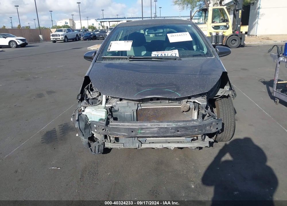2013 TOYOTA YARIS LE VIN: JTDKTUD3XDD548582
