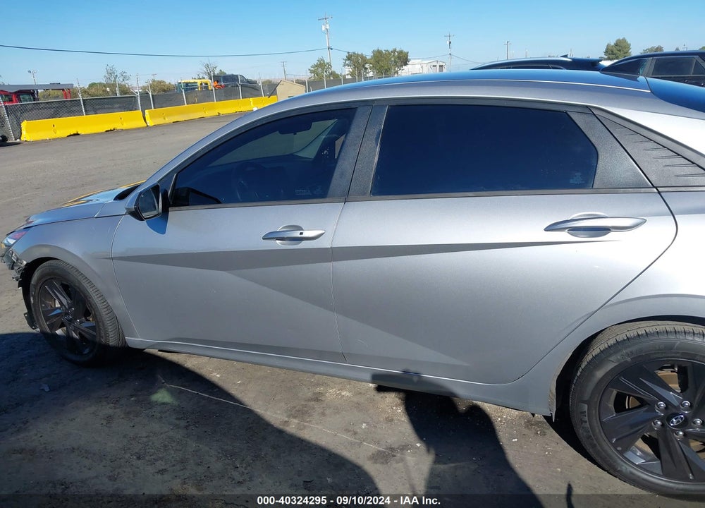 2021 HYUNDAI ELANTRA SEL VIN: 5NPLM4AG7MH038080