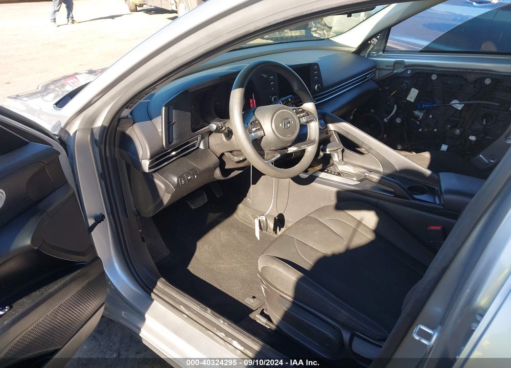2021 HYUNDAI ELANTRA SEL VIN: 5NPLM4AG7MH038080